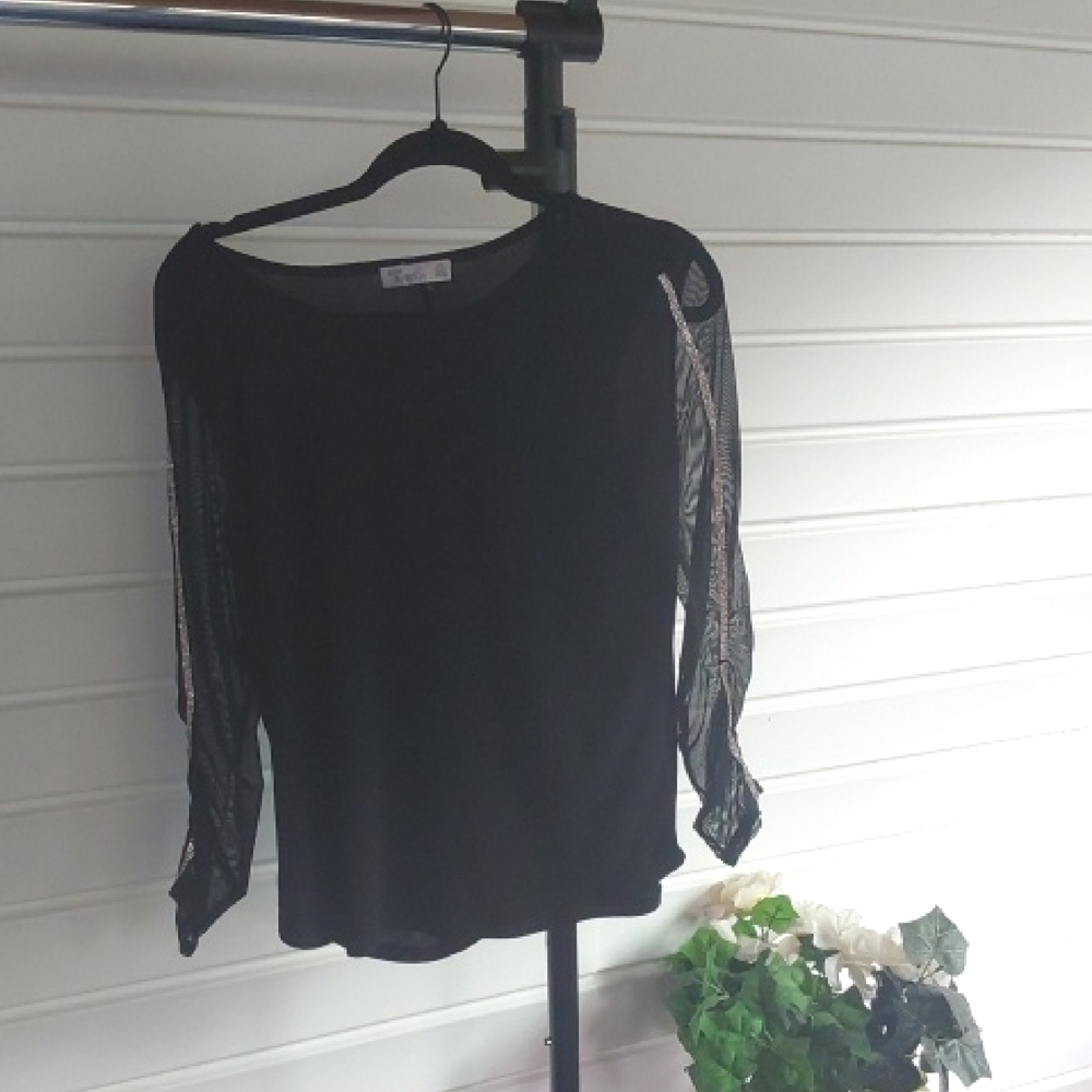 89th & Madison Black Blouse with Sheer Sleeves Size Medium